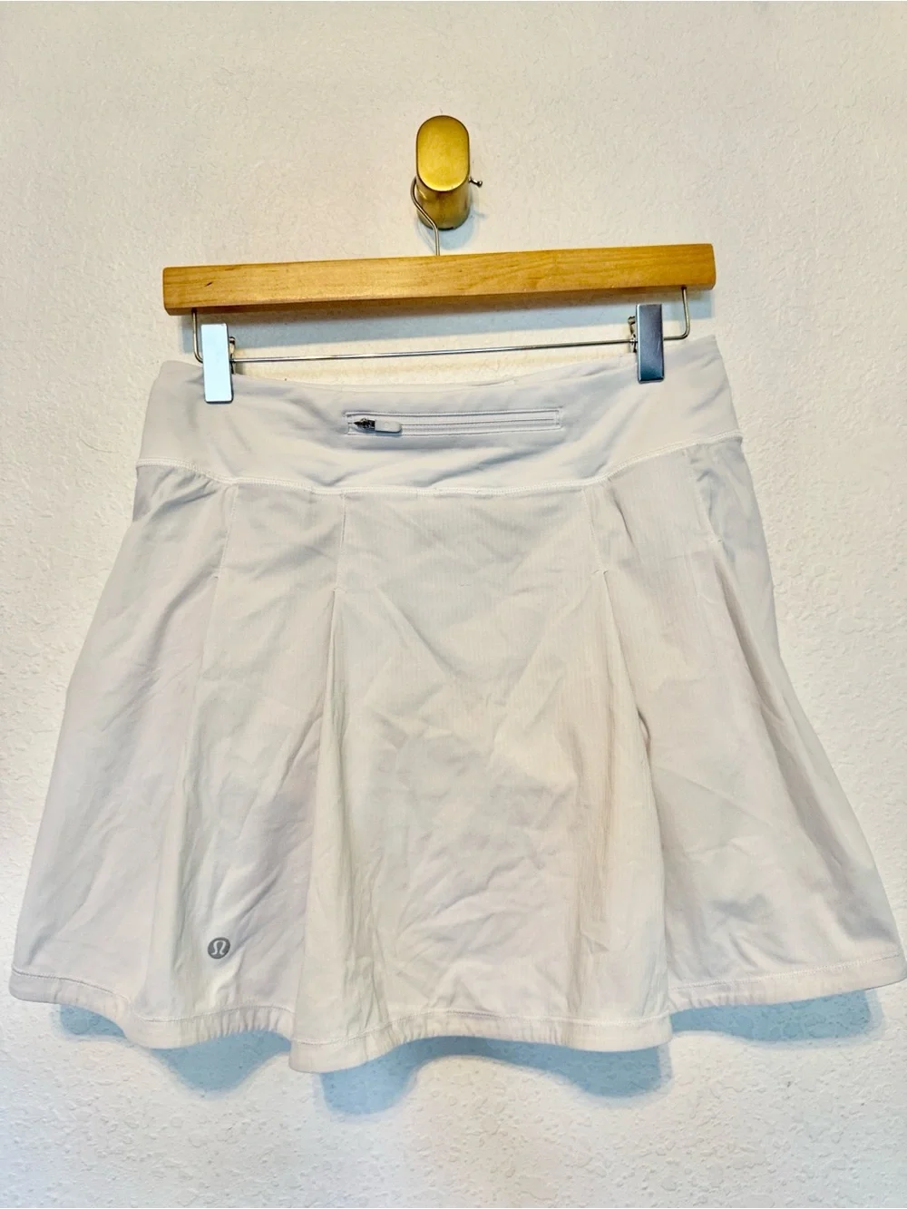 Lululemon white skort 6